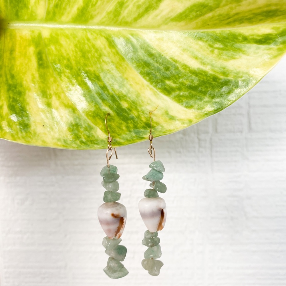 💠14KGoldFilled Real Seashell/Jade Color Earrings